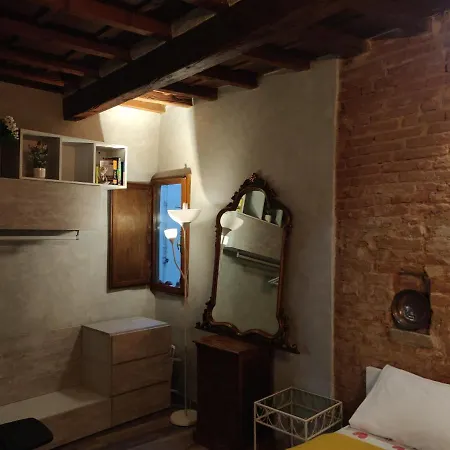 San Lorenzo Church Apartamento *
